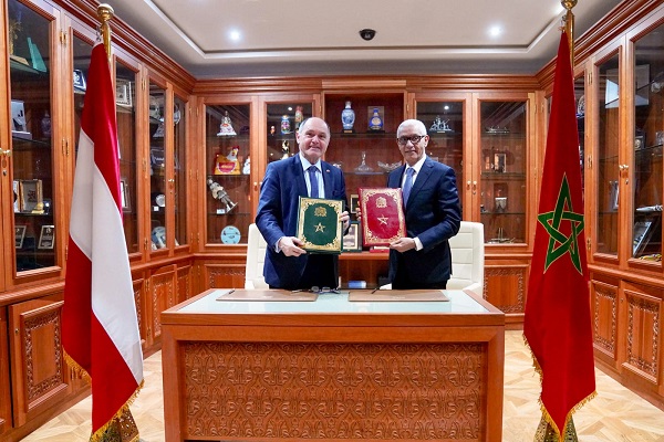 التوقيع على مذكرة تفاهم بين مجلس النواب المغربي والمجلس الوطني النمساوي