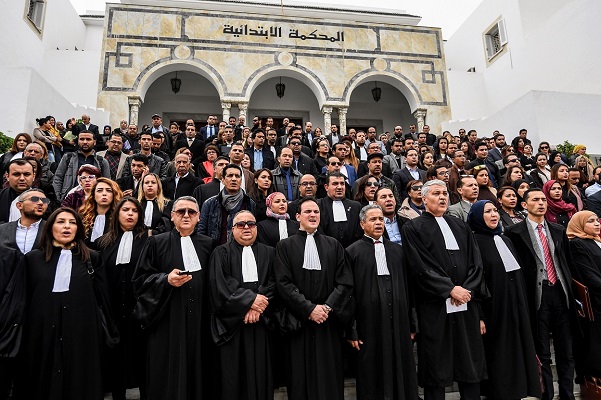 رفقا بالمحامين: عندما ترتدي العدالة بدلتها السوداء يستعيد المواطن ثقته في الإنصاف بقلم: بوشعيب حمراوي
