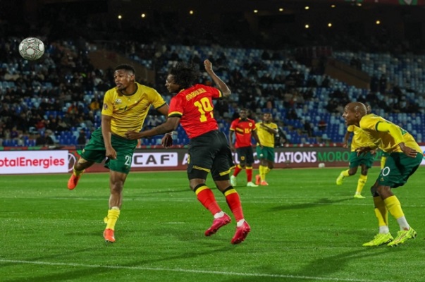 منتخب جنوب إفريقيا يحصد ثلاث نقاط من فوزه على نظيره الأنغولي